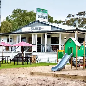 The Pub & Ballandean